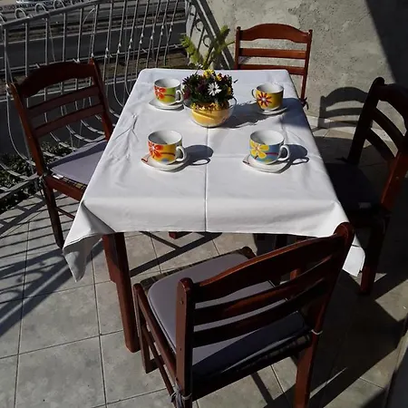 Vlatka Apartman Apartman Salona